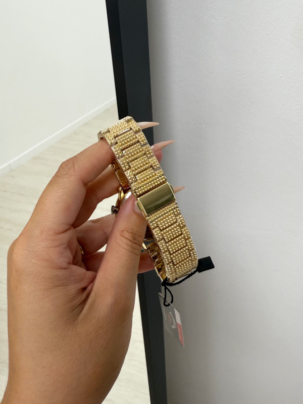 RELOJ DIGITAL GOLD